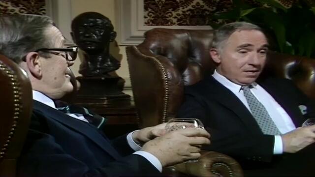 Да, господин премиер! (1987) С02 Е05 - Власт на народа (бг аудио) (част 2) DVD Rip