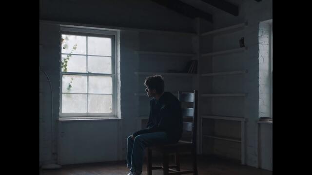 Alec Benjamin- Let me down slowly feat Alessia Cara official-music-video