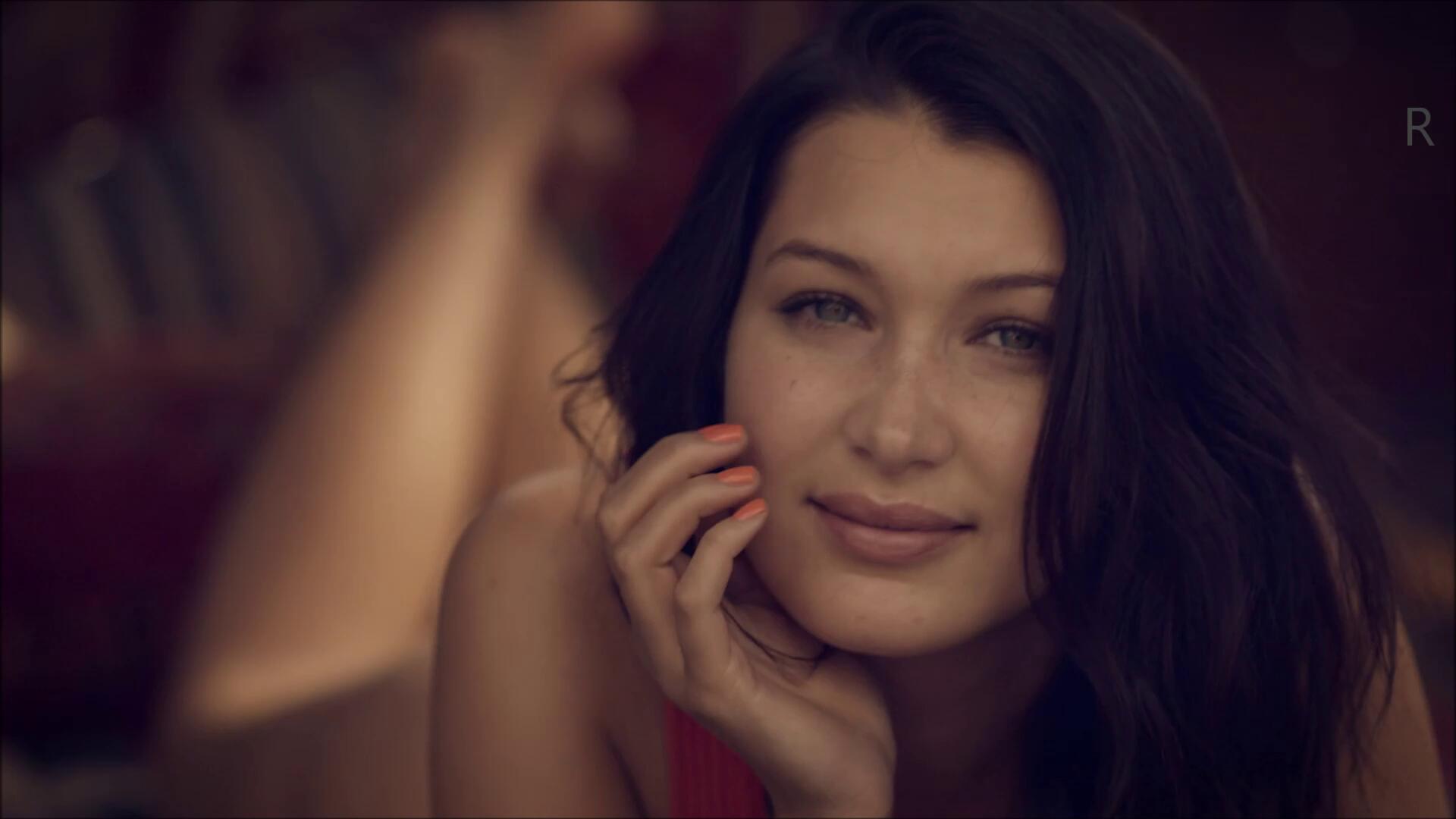 Bella hadid gif