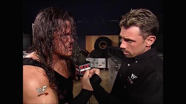 Rhyno backstage (Raw 11.06.2001)