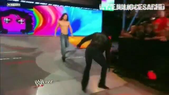 John Morrison Returns &amp; Attacks R-Truth - WWE RAW 25/07/11