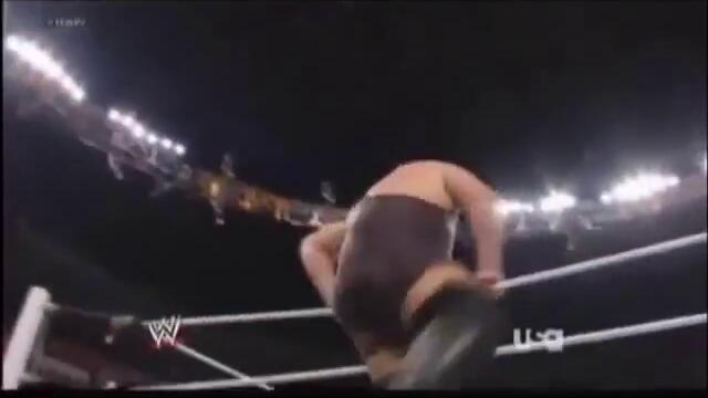 WWE Raw 30/7/12 John Cena vs Big Show