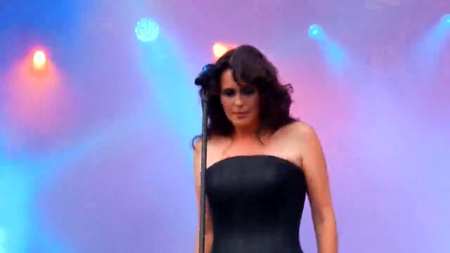 Within Temptation - Stand My Ground (live 2011)