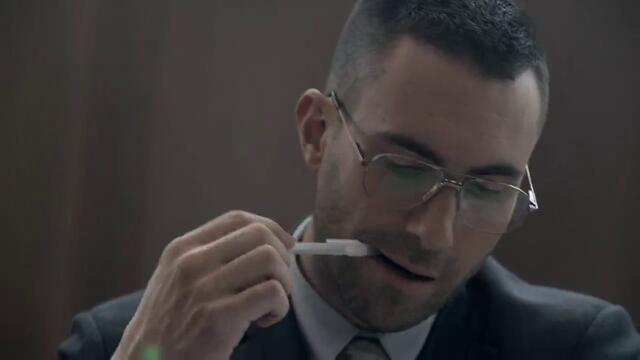 Maroon 5 ft. Wiz Khalifa - Payphone (Official Video)