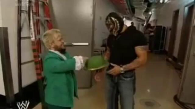 Wwe Hornswoggle And Rey Mysterio