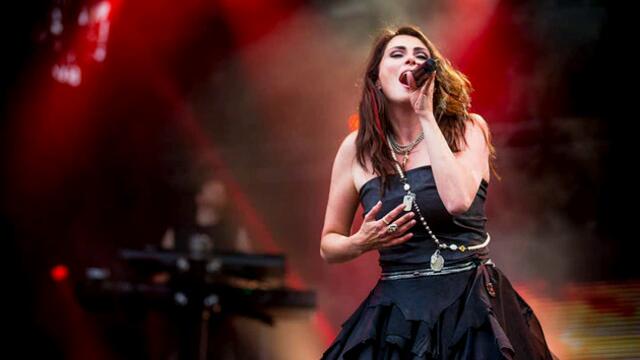 Within Temptation - Stand My Ground (31.08.2012 live Q-music)