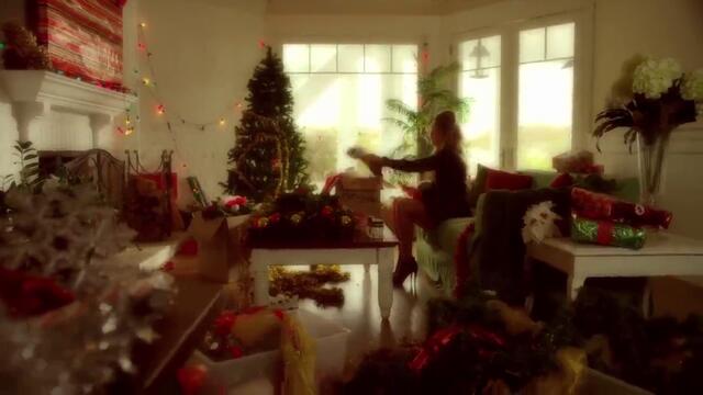 Colbie Caillat - Christmas In The Sand (HD)