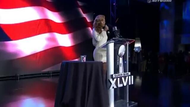 Супер Бионсе пее на живо в Супербоул - Beyonce at Super Bowl XLVII press conference Jan. 31, 2013