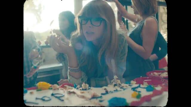 Премиера/ Taylor Swift - 22 (2о13 Music Video) HD 720p