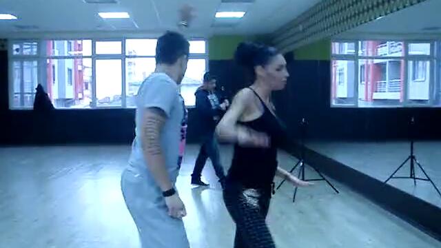 Черната Златка тренира за своя танц в Dancing Stars