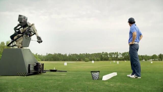 Робот срещу човек на голф двубой - human vs robot in duel of golf