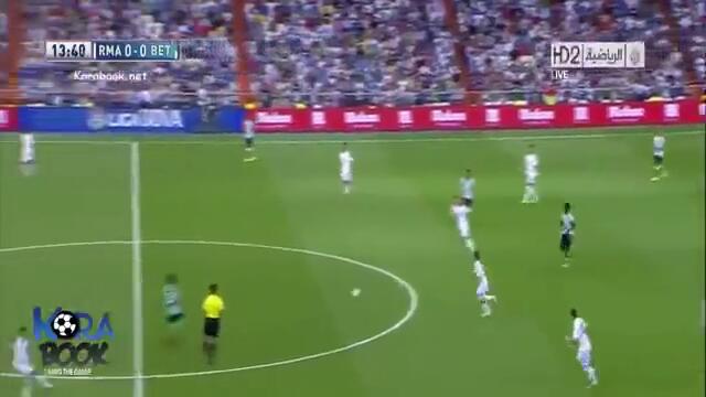 Real Madrid vs Real Betis 2-1 (18-08-2013)