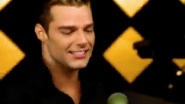 Ricky Martin - Livin' La Vida Loca ( Official video ) Превод