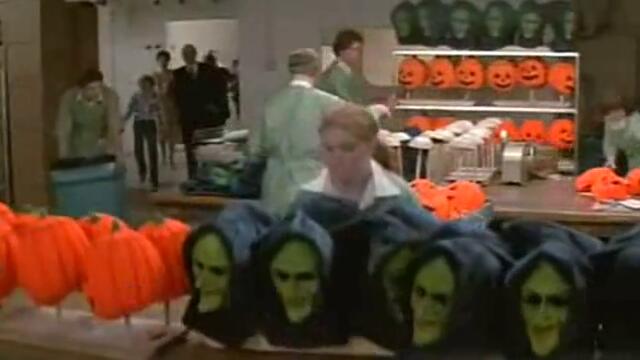 Хелоуин 3: Сезонът на Вещицата (1982) Част 3