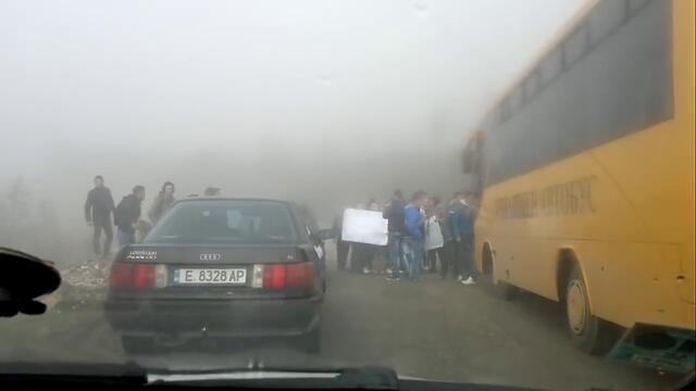 протест на ученици в с.вълкосел 2014-01-17-