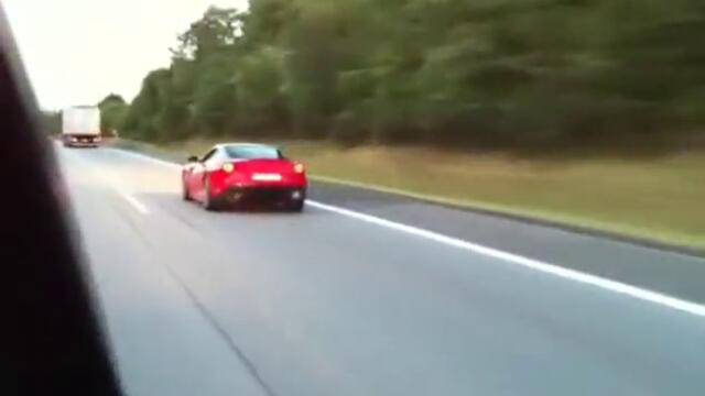 Не се заяждай с Ferrari F599 Gto на пътя