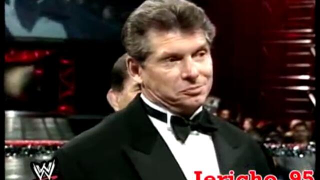 Гробаря и Стив Остин срещу Кейн и Менкайнд - [ Raw Is War 15.06.1998 ]
