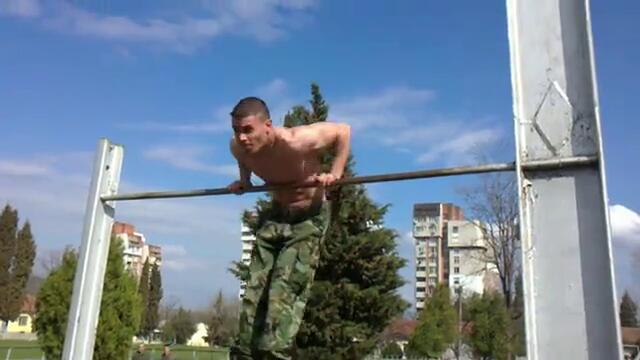 Street fitness-Български войник