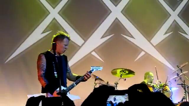 Metallica - Hell and Back[NEW SONG] (Live in San Francisco, December 9th, 2011)