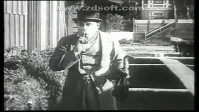 Чарли Чаплин в Дъждовен сезон (1914)