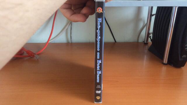 Българското DVD издание на Looney Tunes Най-доброто от Бъгс Бъни Warner Home Video Прооптики България 2009.MOV