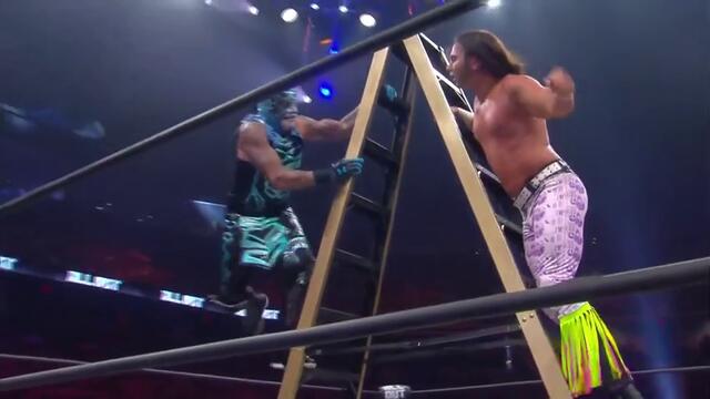 Братята Луча (Пента и Феникс) срещу Йънг Бъкс (Мат и Ник Джаксън) - Мач със стълби за AAA отборните титли 2/2 (AEW: С все сили)