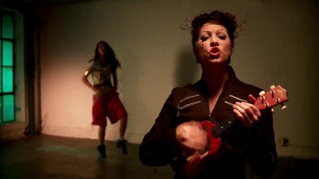 Amanda Palmer   The Young Punx - Map of Tasmania Music