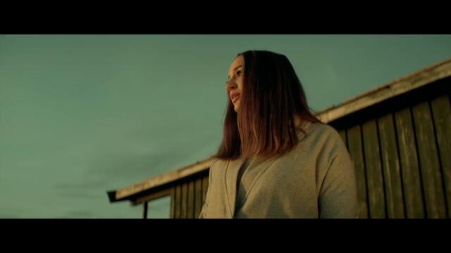 MONOIR feat. Ameline - Midnight in Norway (Official Video)
