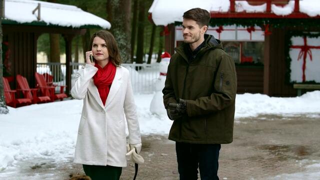 Коледно градче  A Christmas Village  (2018) Бг Аудио ( Високо Качество) Част 2