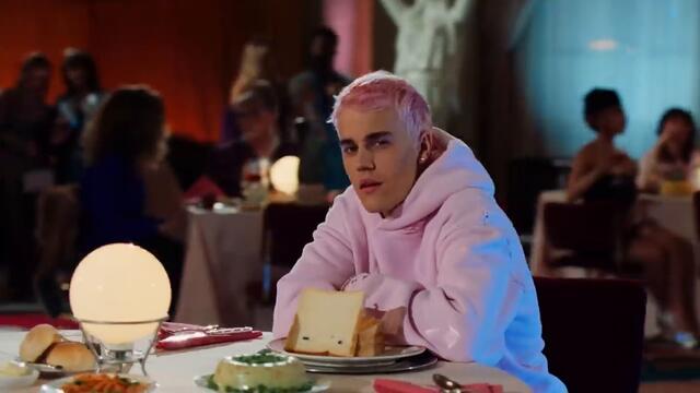 Justin Bieber - Yummy (Official Video)