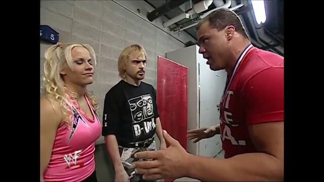 Spike Dudley,Molly Holly backstage Kurt Angle (Raw 28.05.2001)
