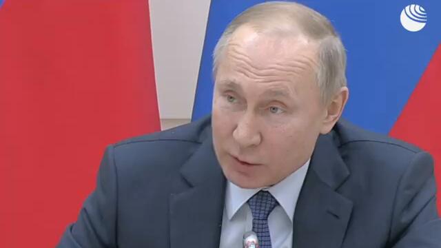 Великия Путин: Докато аз съм президент няма да има Родител 1 и Родител 2 - 13.2.2020 - РИА Новости