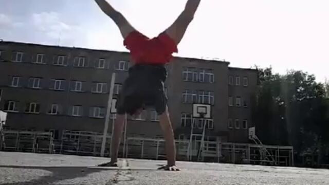 Handstand Powwer Arms  old trening 2016