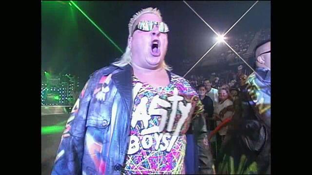 WCW: Мръсните момчета срещу Обществените врагове, Нитро (1996)