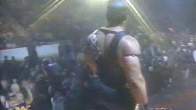 WWF: Гробаря и Ахмед Джонсън срещу Нацията на доминацията (Фарук и Кама Мустафа)