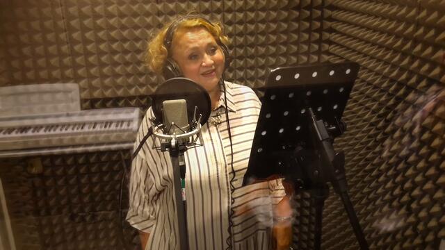 Надежда Крыгина  -  ГОРЬКАЯ ПОЛЫНЬ.