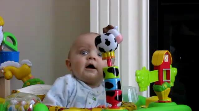 ТОВА БЕБЕ ВЗРИВИ ИНТЕРНЕТ!!!УНИКАЛНО Е