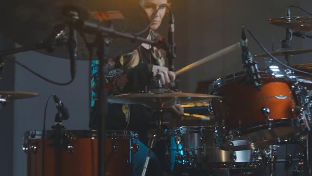 Anika Nilles - DARK CHOCOLATE [official video]