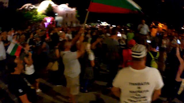Проф. Велислав Минеков на протест #ден66 с искане на #оставка на #Борисов и #Гешев ...