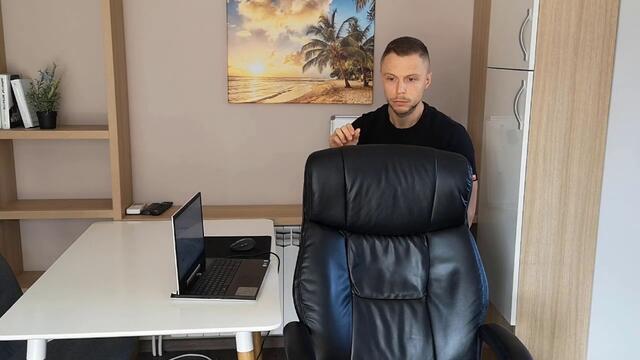 Диетично Хрупкаво пилешко без пържене с пухкави солени гофрети.  Фитнес храна за сваляне и качване