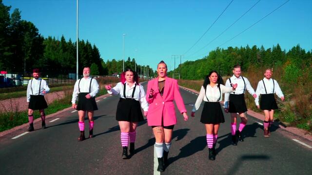 Sofie Svensson & Dom Där - Åh du käre grogg (OFFICIAL VIDEO)
