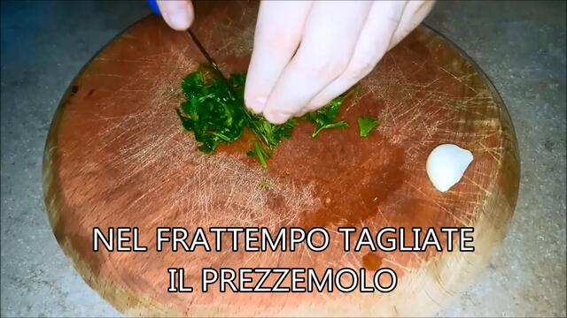 POLPO ARROSTITO IN 1 MINUTO | ricette veloci | FoodVlogger