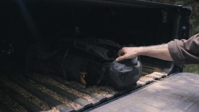 Canaan Smith - Colder Than You (Official Music Video)