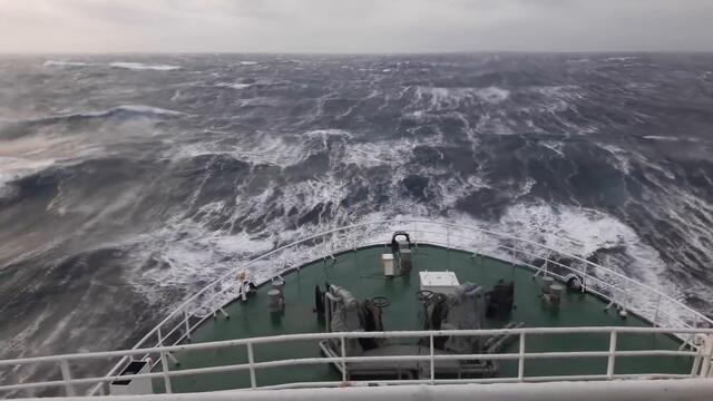 Шторм Баренцево море