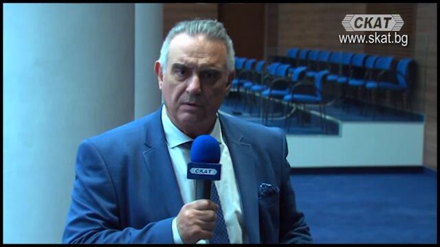 26.09.2020 1 част Какви са идеалите на протестиращите?гост: Лазар Лазаров - НФСБ