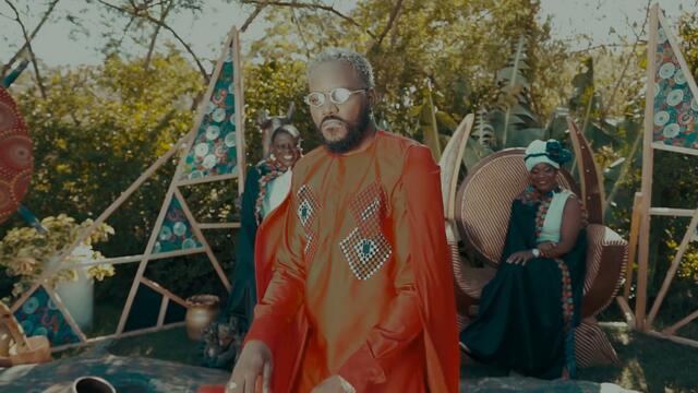 Kell Kay ft Tay Grin - NAKUPENDA Official Video (Directed by Ubwino and VJ Ice)