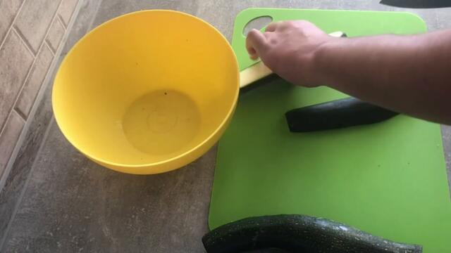 2 рецепти кабачків : в мікрохвильовці і по-корейськи