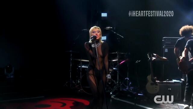 Miley Cyrus - Heart of Glass (Blondie Cover) (Live at the iHeartRadio Music Festival 2020)
