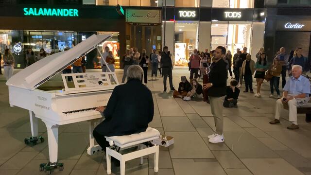 Playing Fly Me to the Moon With Frank Sinatra's Pianist