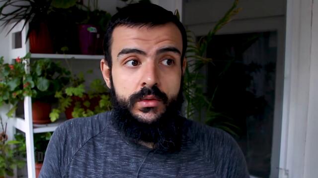 Лесен диетичен кекс със сини сливи и орехи за 10 минути